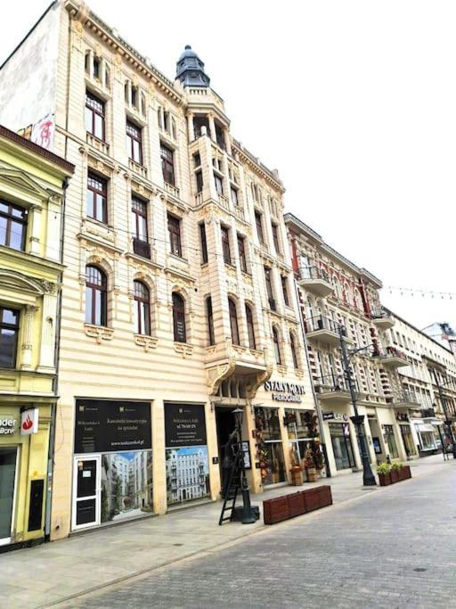 Gold City Point Piotrkowska 37 우치 외부 사진