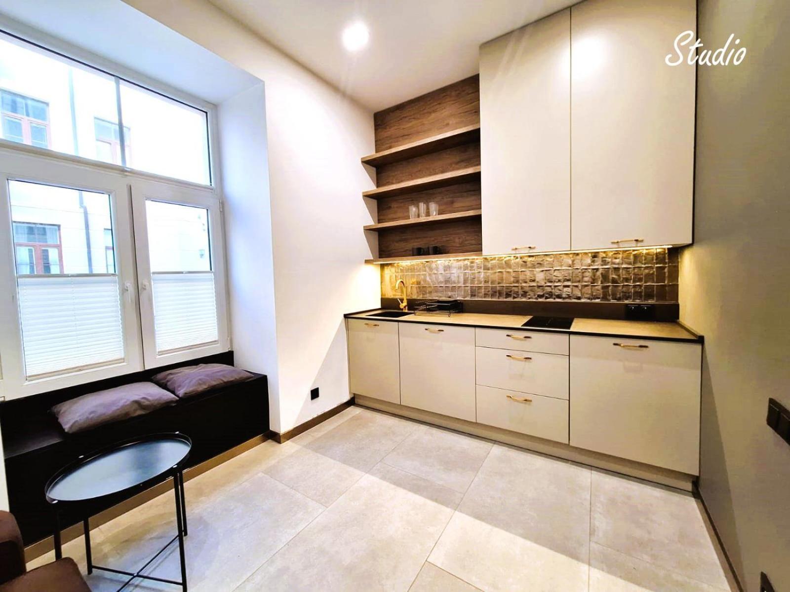 Gold City Point Piotrkowska 37 우치 외부 사진