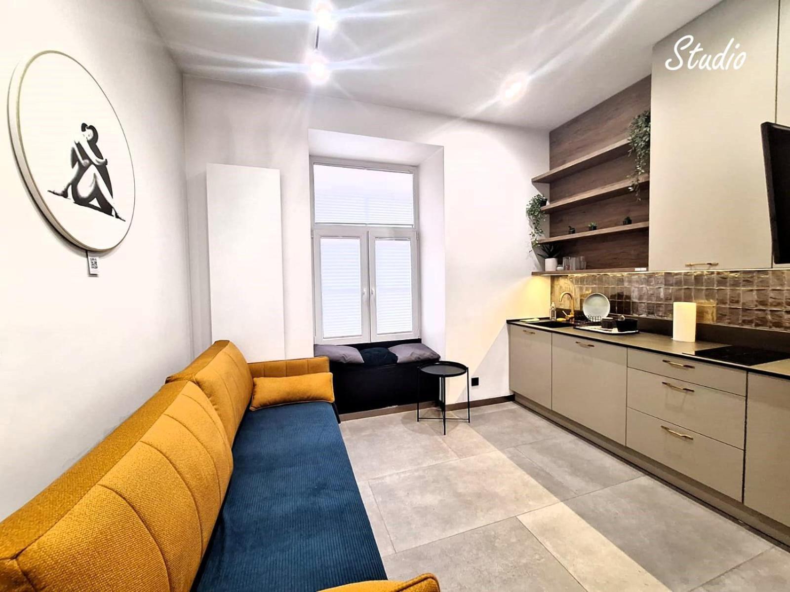 Gold City Point Piotrkowska 37 우치 외부 사진