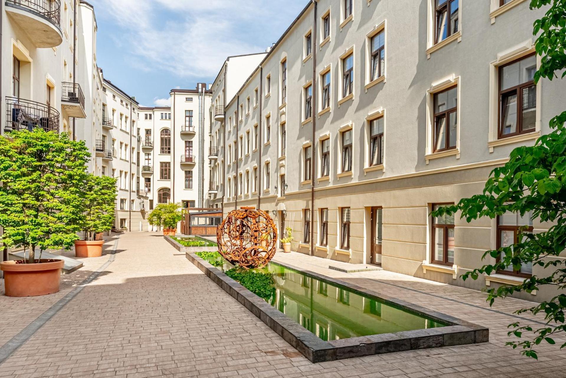Gold City Point Piotrkowska 37 우치 외부 사진